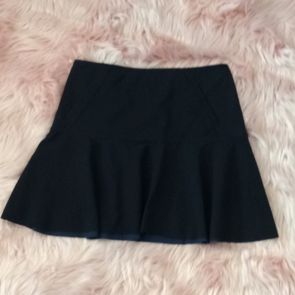 Lululemon black skirt size 10